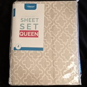 Queen sheet set